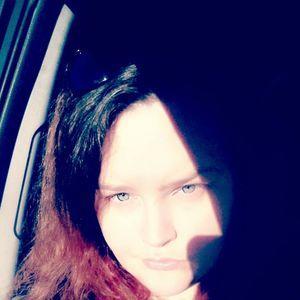 Meet your Posher, Niki